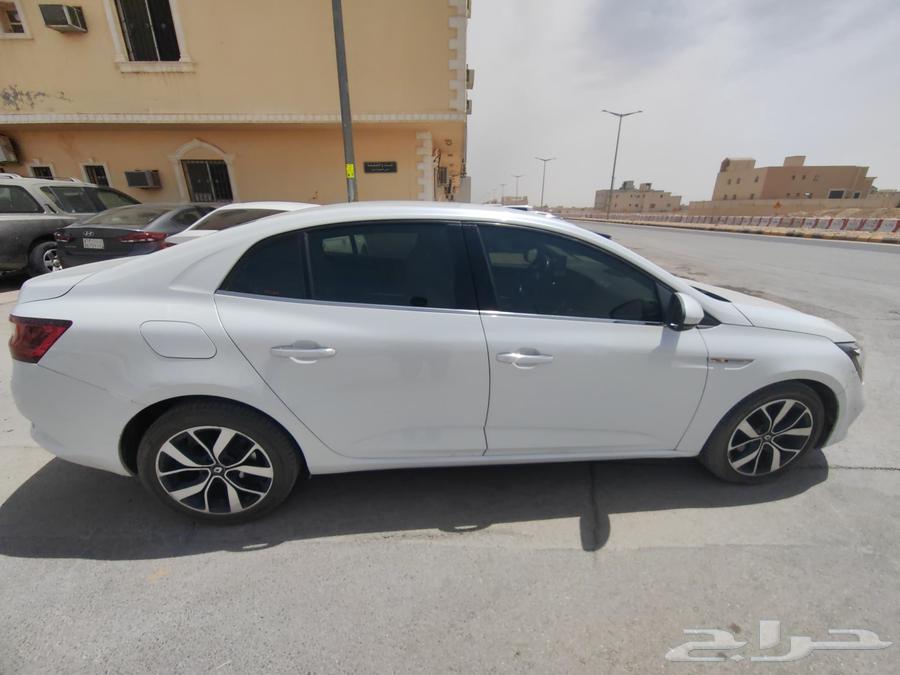 رينو ميغان 202063161561422722111