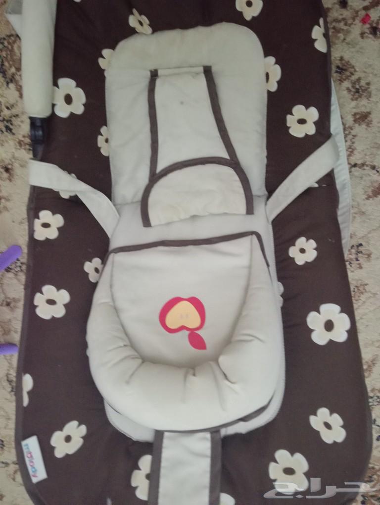Arabic children and rocking chair and children's stroller63103830534401114