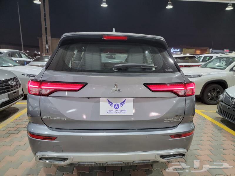 Mitsubishi Outlander Premium Full 202463157910469891114