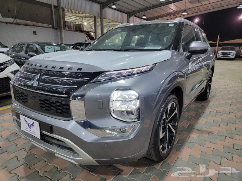 Mitsubishi Outlander Premium Full 202463157910469891112