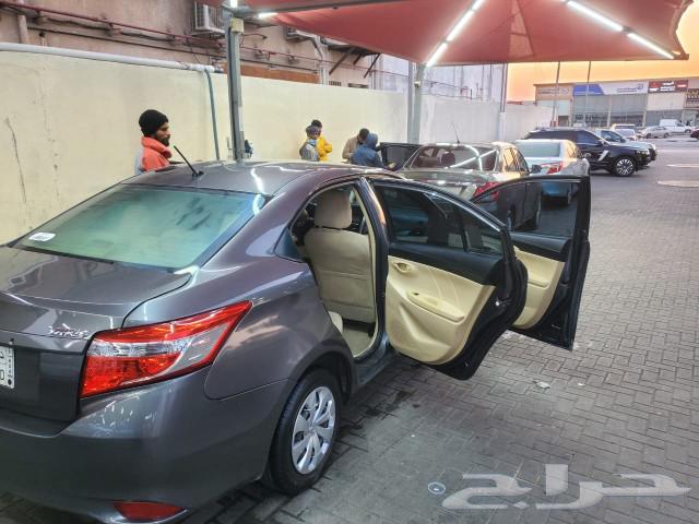 Toyota Yaris 201763152791865602113