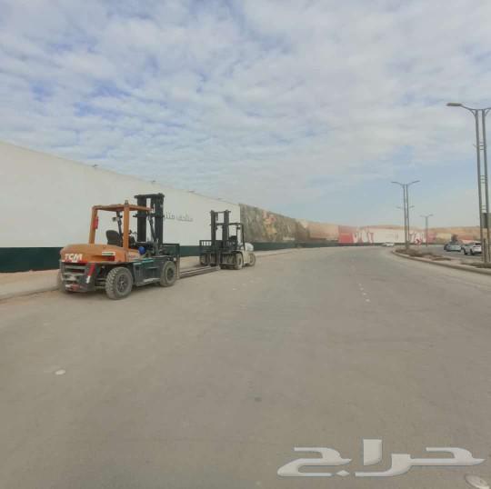 Forklifts, cranes, and 16-meter lift basket were rented.63443335149442112