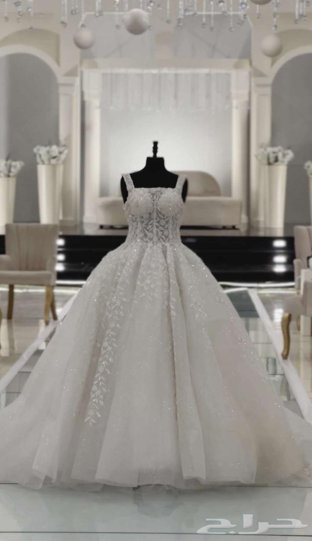 Wedding dresses63097493437059112