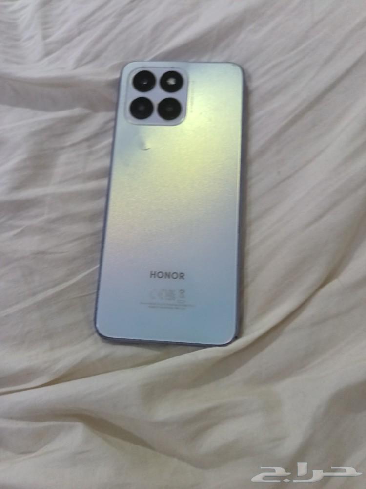 The device needs a screen for 80 riyals, other things are fine, and selling is allowed.634432499706911112