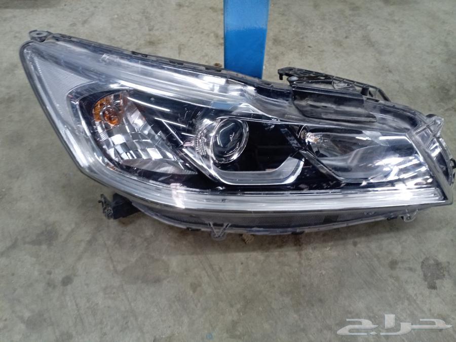 We have a right-side Honda Accord 2017 candle.63145828312706112