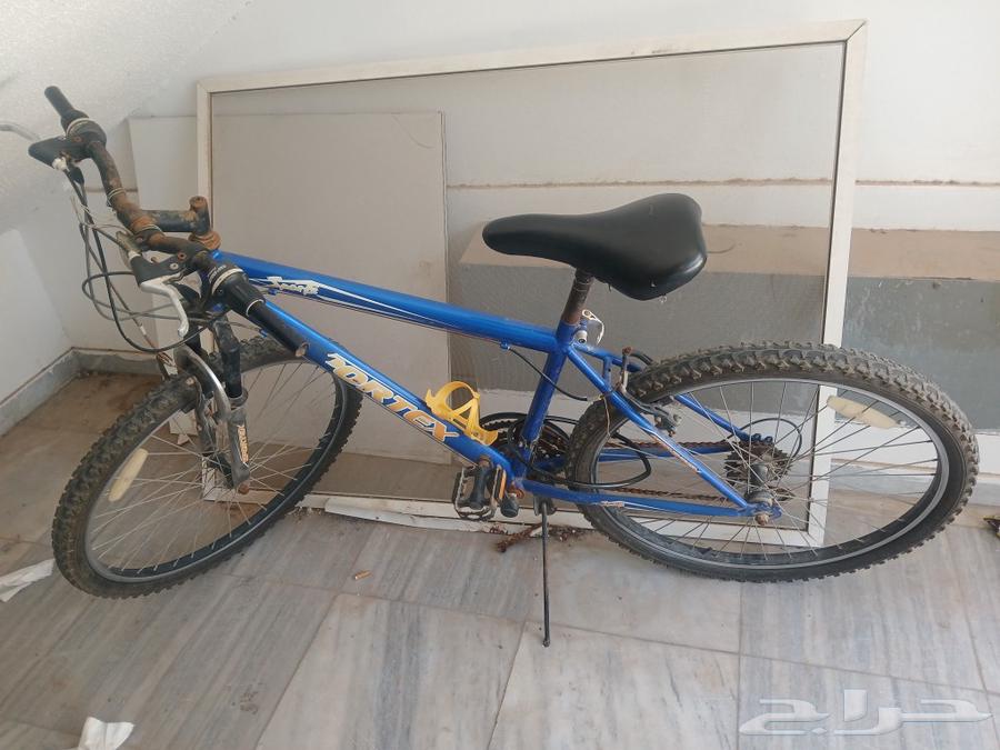 Used bike for sale. The brakes are a bit worn out.63095564285954113