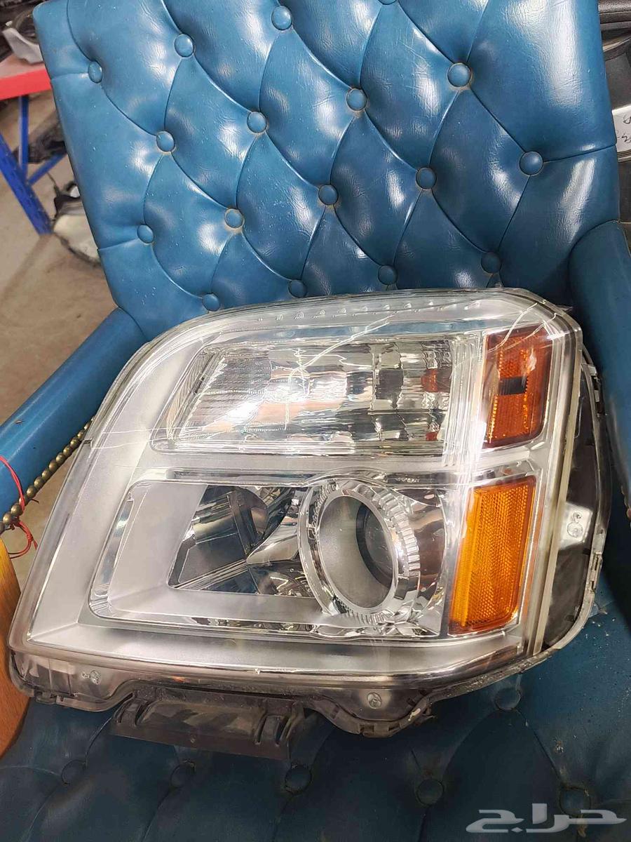 GMC Terrain Left Headlight from 2010 to 201763145824652035110