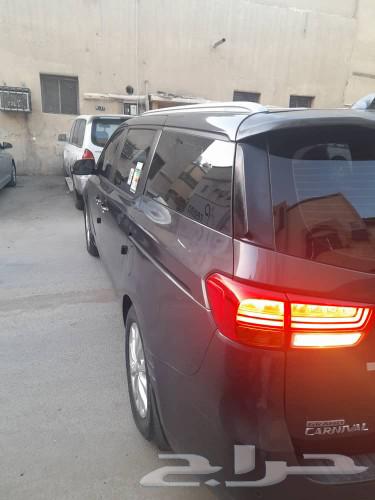 كيا كرنفال سيارة عائلة63055085385091112