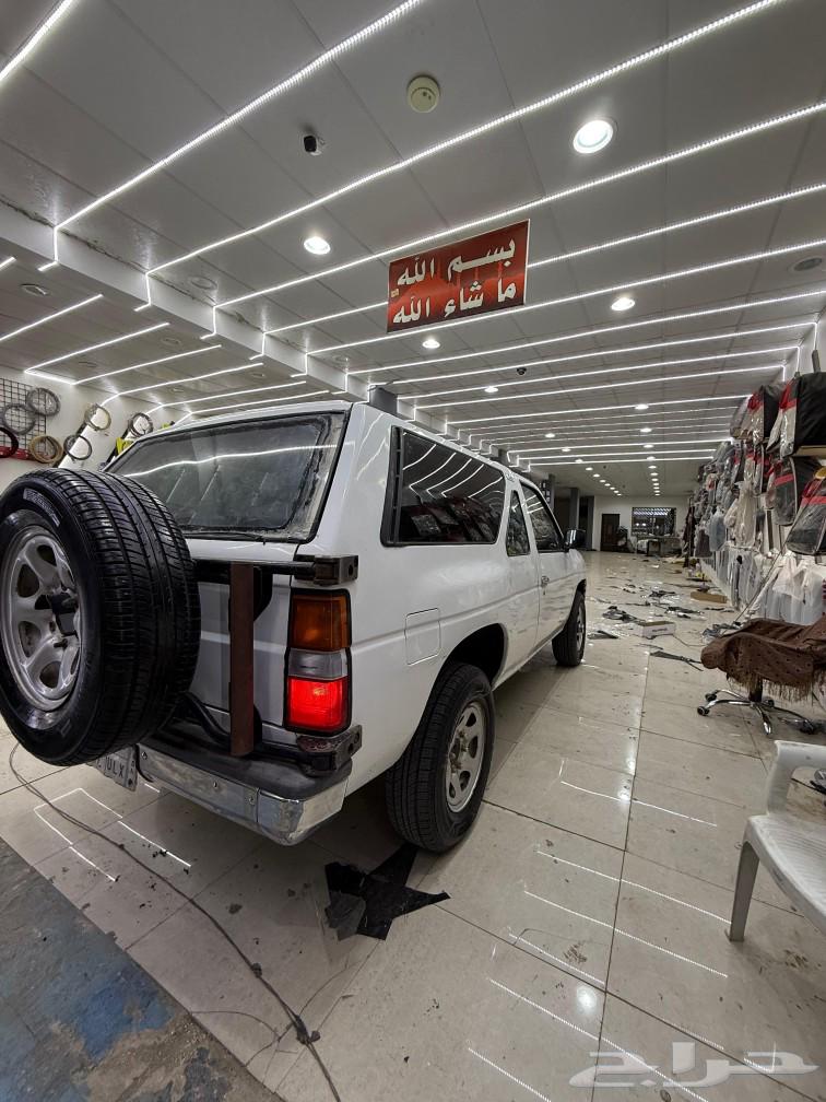 Nissan Terrano inspected and renewed without the plate63050274387202112