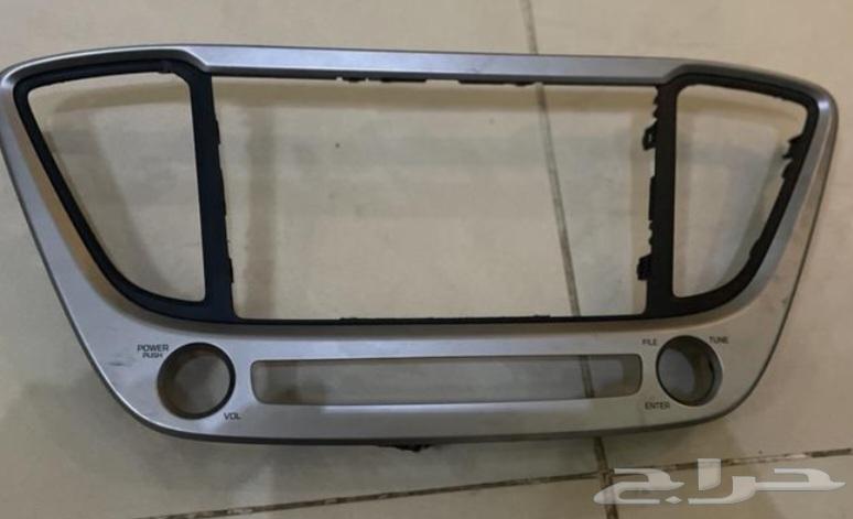 Accent 2019 recorder with decoration. The price of the recorder is 150 and the price of the decoration is 150.63051056221187112
