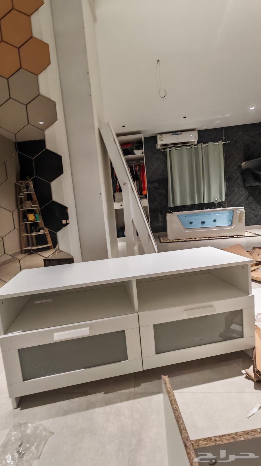 TV cabinet for sale from IKEA630122513779211121