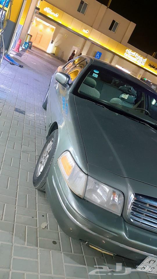 Ford .crown victoria. 200063012995718787113