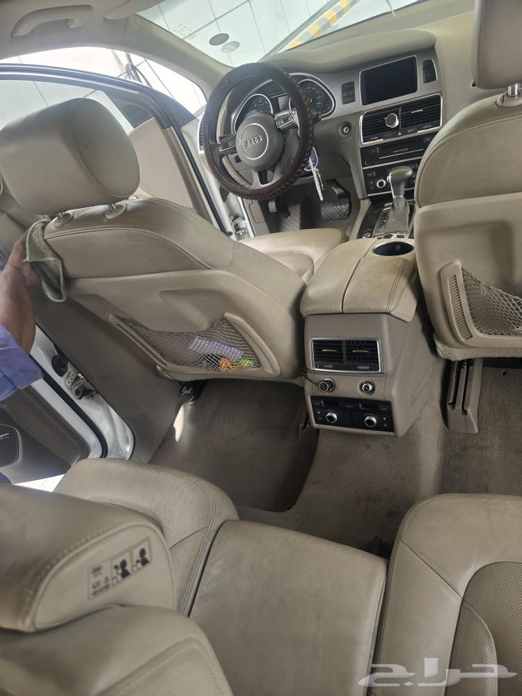 Audi Q7 201363016569143682113