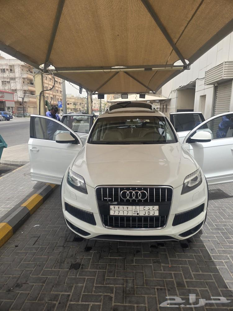 Audi Q7 201363016569143682112