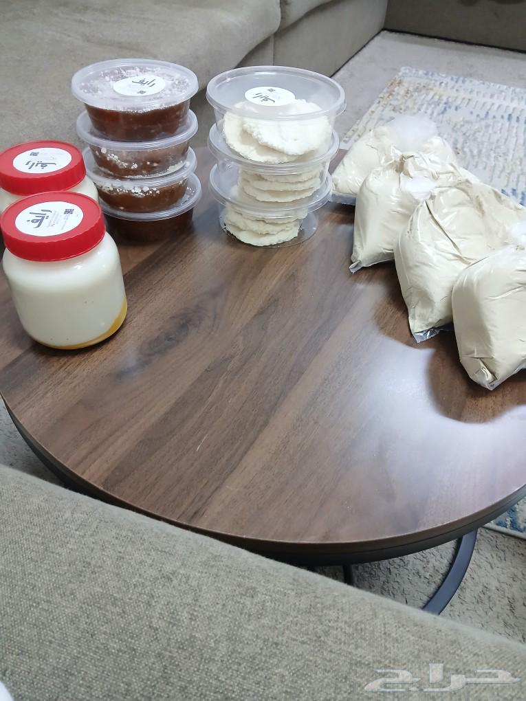 Sheep fat, wool, smoke and dates630127048029451127