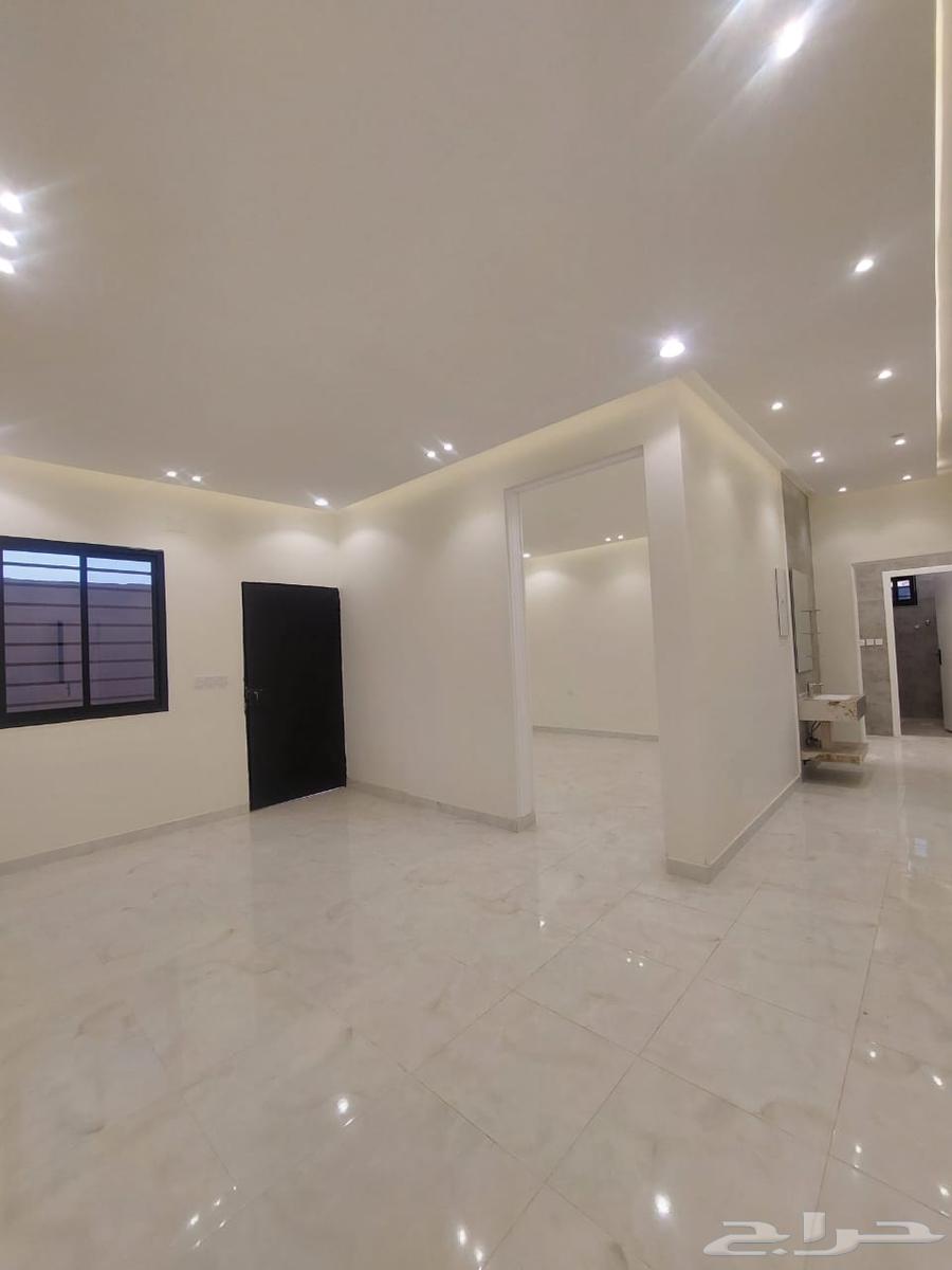 شقة دور ارضي مداخل مستقلة تماما بسعر 430.000 ريال63012033942401114