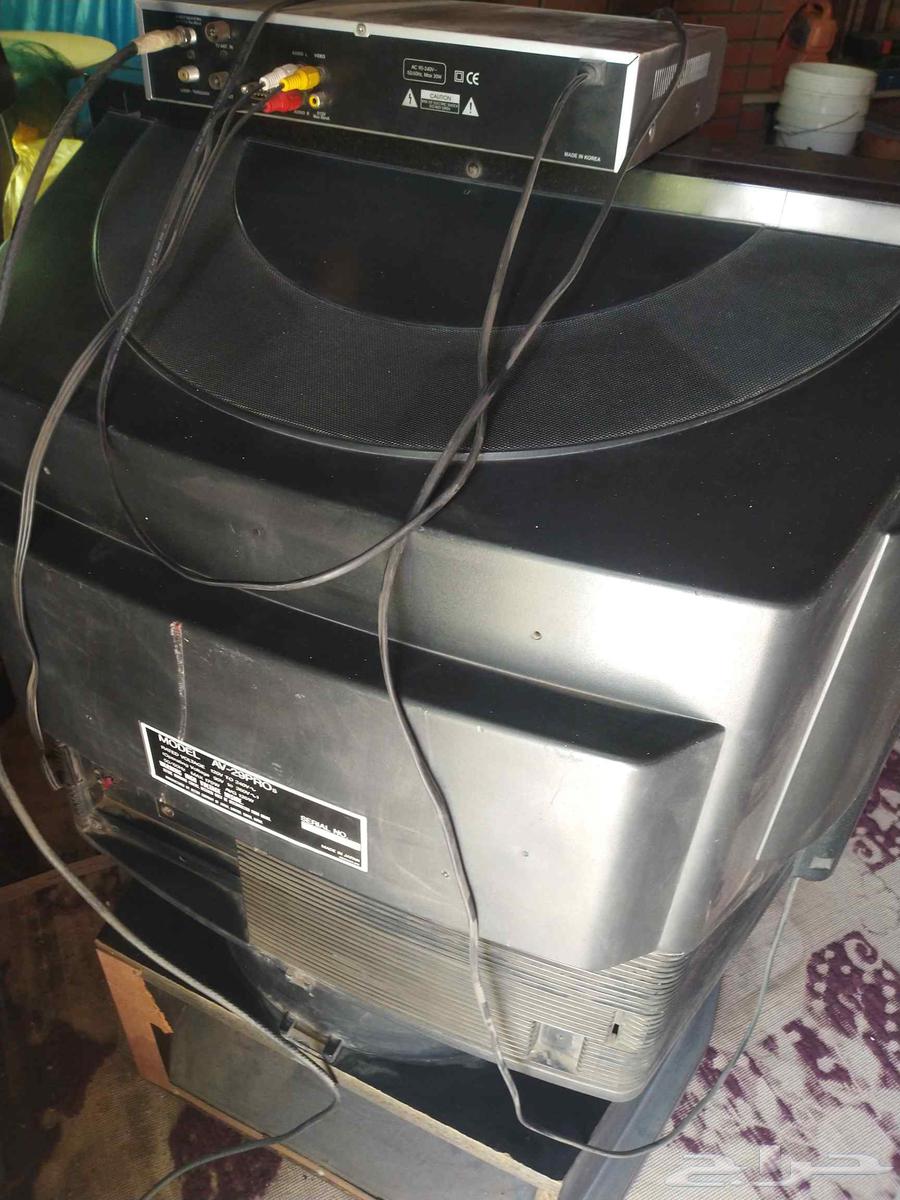 تلفزيون قديم نوع JVC ياباني للبيع63039105306755111