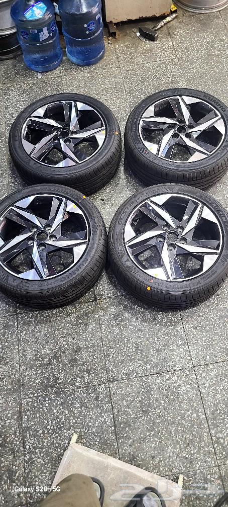 New Hyundai Elantra 23 rims and original agency tires634782195390731111