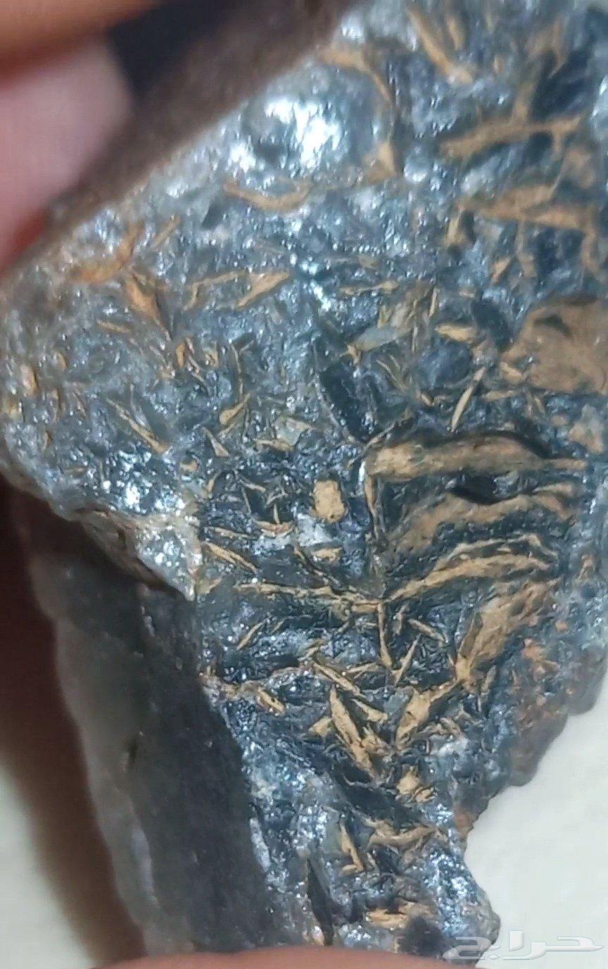 Raw corundum is sapphire. 1. Corundum raw sapphire63260971331203111