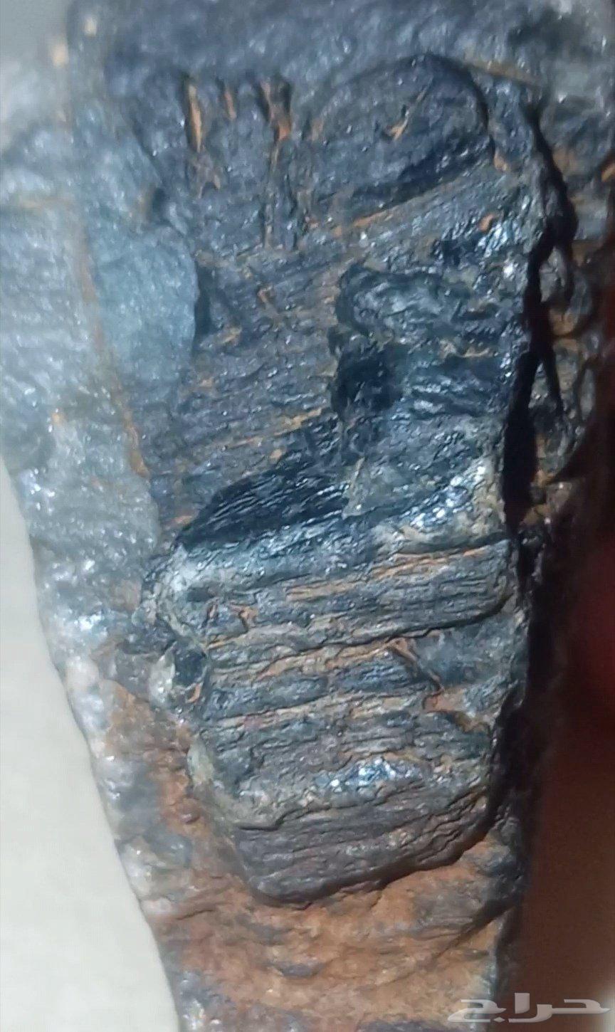Raw corundum is sapphire. 1. Corundum raw sapphire63260971331203112