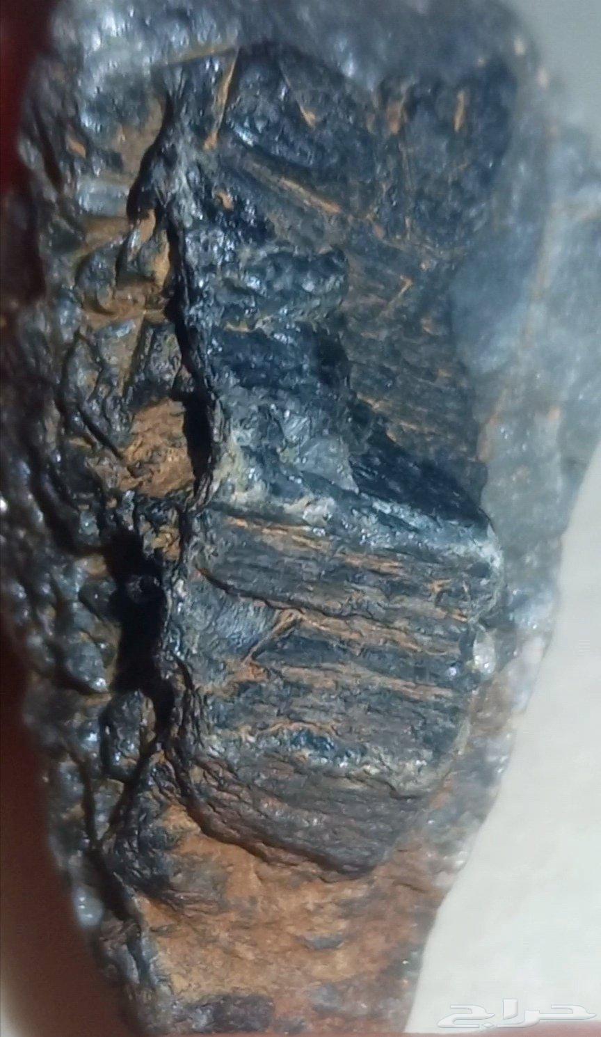Raw corundum is sapphire. 1. Corundum raw sapphire63260971331203111