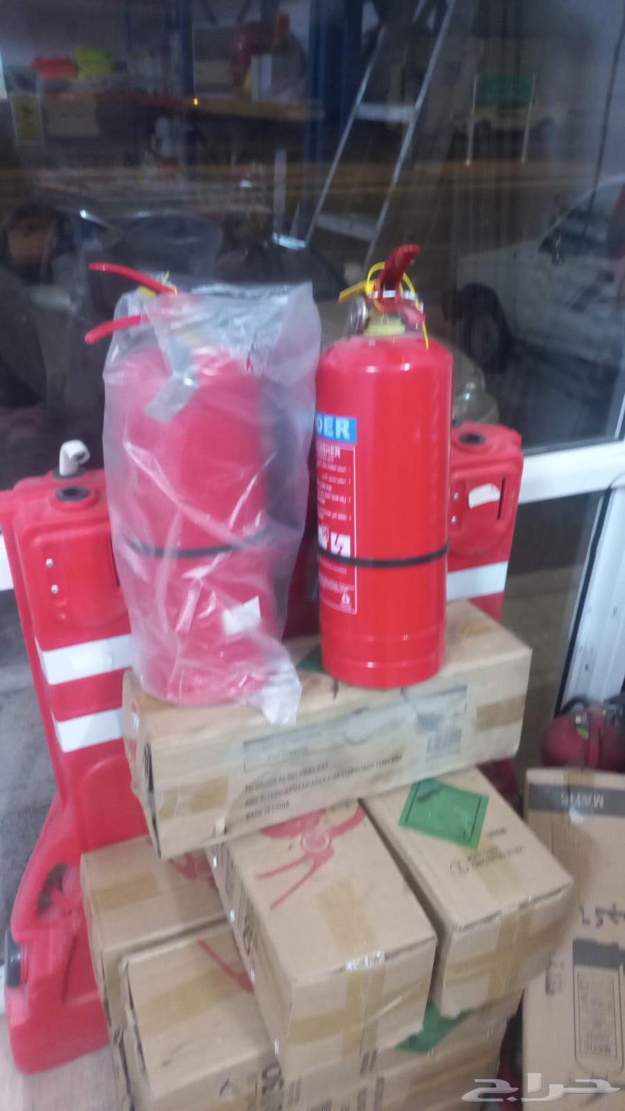 Fire extinguishers in bulk63048106746882112