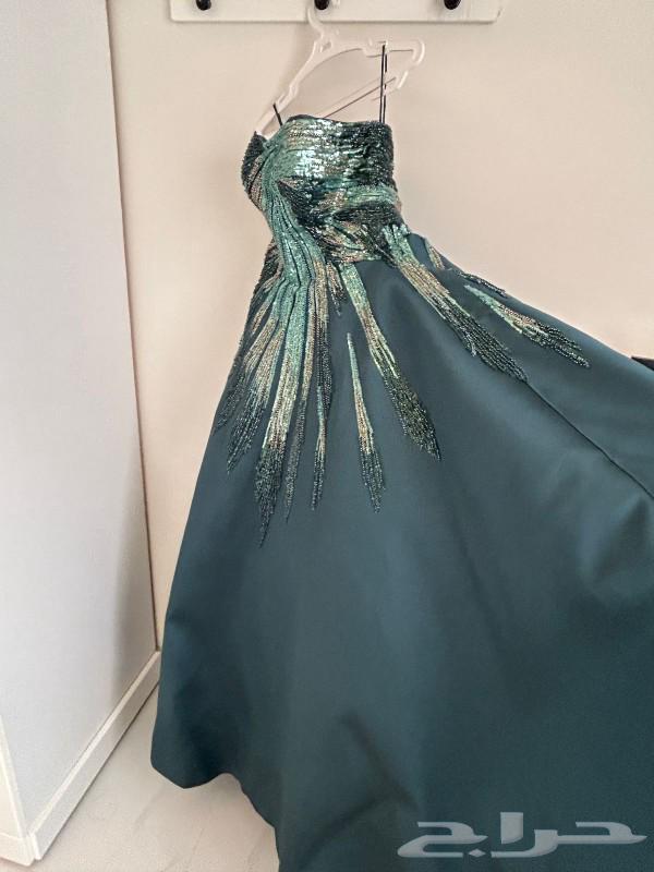 New Queen Dress Model of the Year63032471683586113