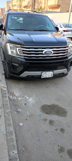 Ford Expedition 2018630406044102411128