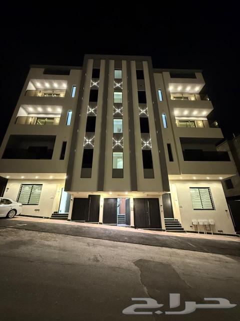 للبيع شقة دور أرضي مدخل خاص تشطيب مودرن بجوار مطار أبها630120275216671128