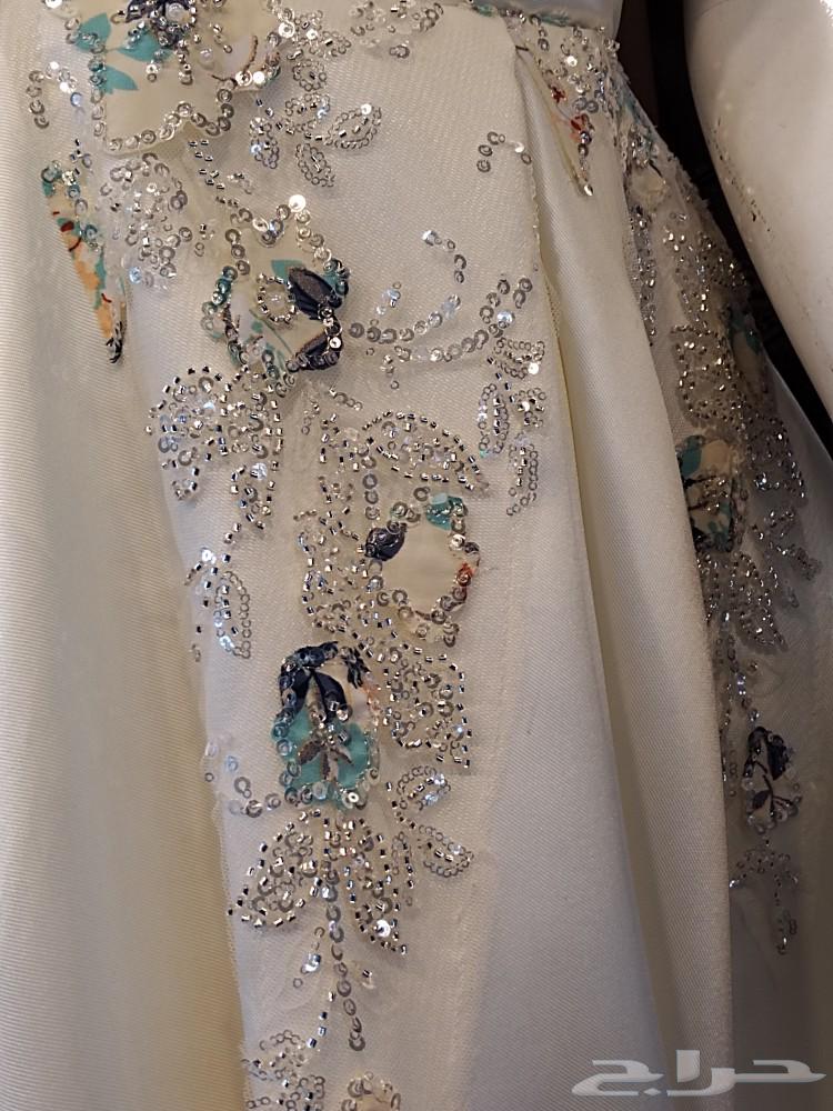 A new dress that I never wore, the appropriate sale was canceled.63027707519106111