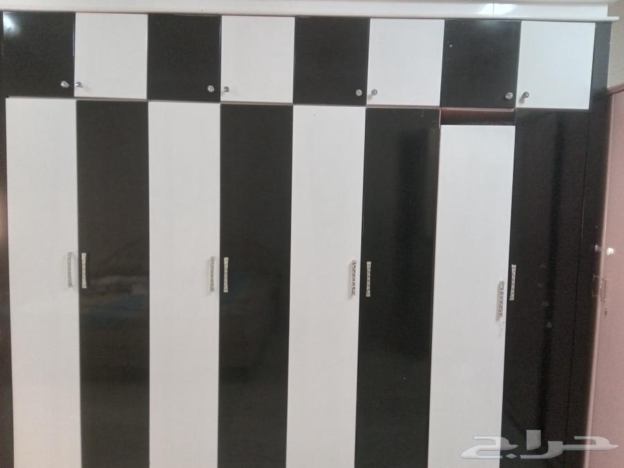 دولابين وردي 5 دروف كبير فيه تعليق وادراج.. الثاني 8 دروف63024641745282118