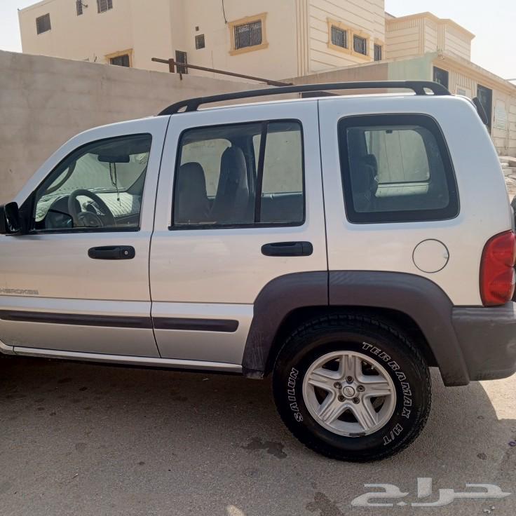 Jeep Cherokee 2004 model63032342823298111