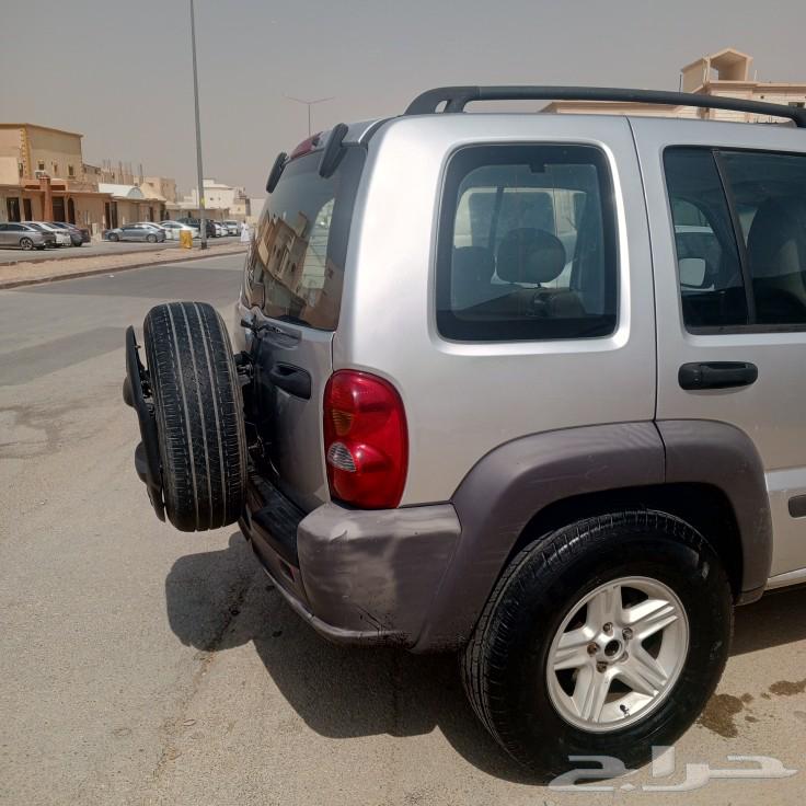 Jeep Cherokee 2004 model63032342823298113