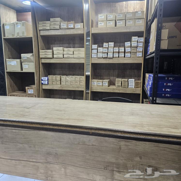 محل للتقبيل في صناعية ابها63013391747586111