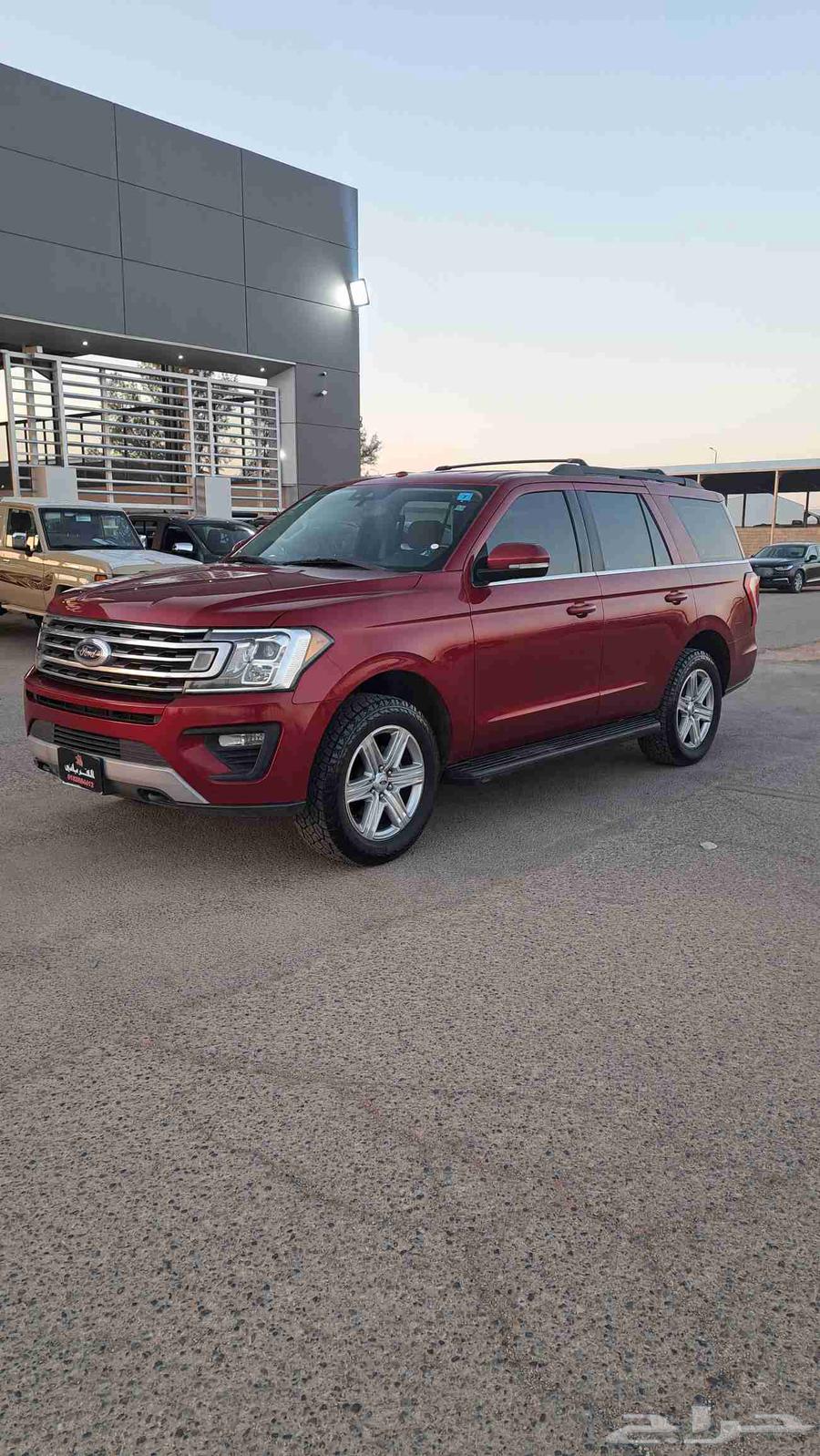 Ford Expedition XLT 2019 model, odometer 13100063024055128323112