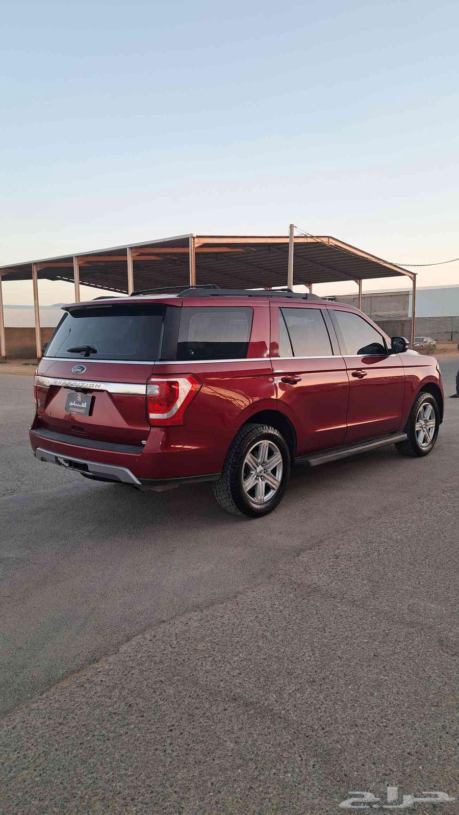 Ford Expedition XLT 2019 model, odometer 13100063024055128323113
