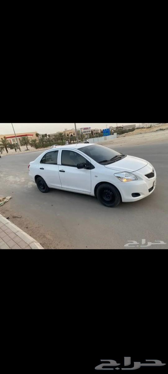 For sale, clean Yaris 201363027960397441111