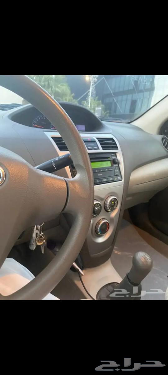 For sale, clean Yaris 201363027960397441112