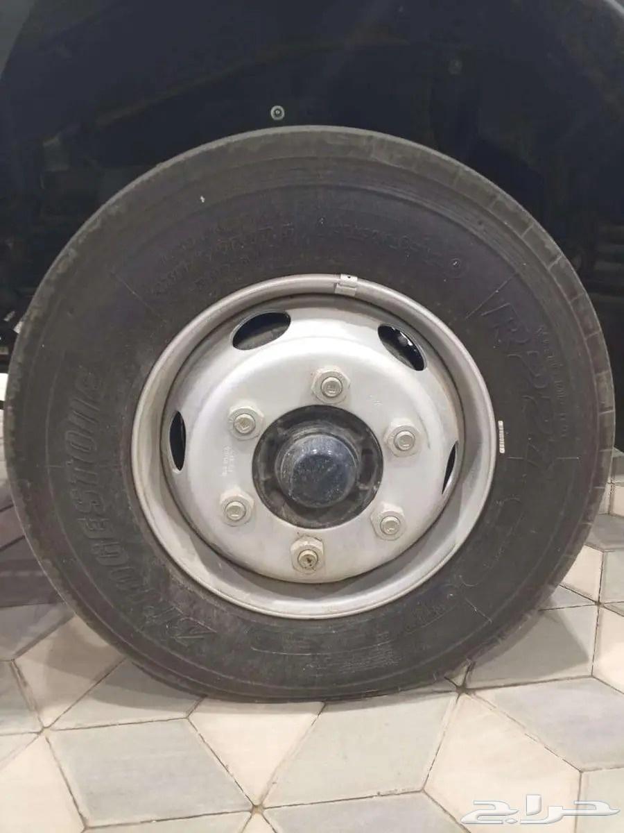 ايسوزو شاحنة 7.5 طن موديل 202563025792717698112