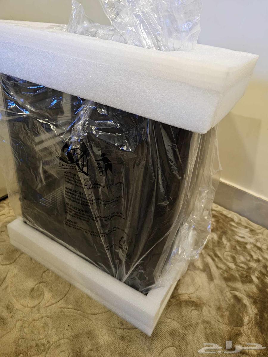 Aerocool computer case with 3 air cooling fans63020235672193112