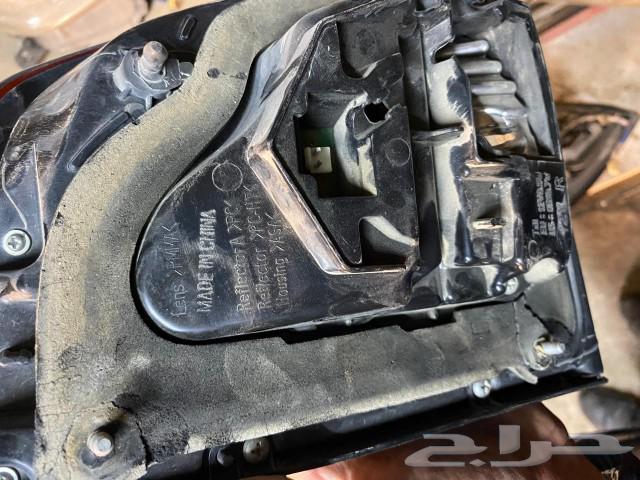 Lights, batteries, wiring, and crash sensors for a 2015 Land Cruiser630240644313611129