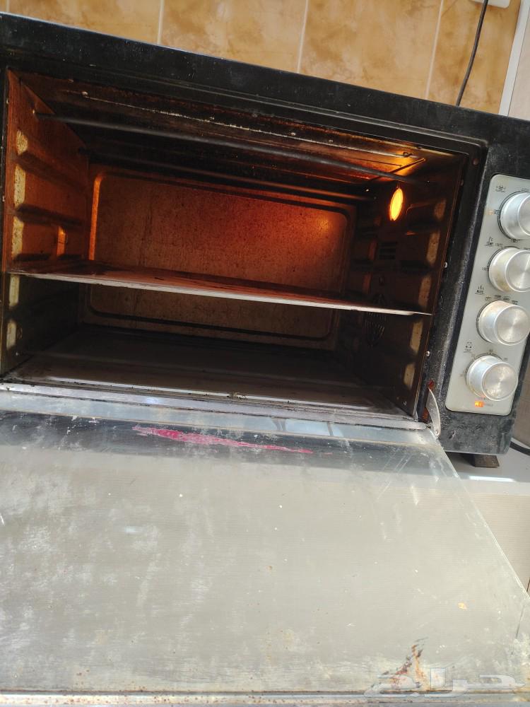 Big electric oven for sale at 200 riyals63019792444290111