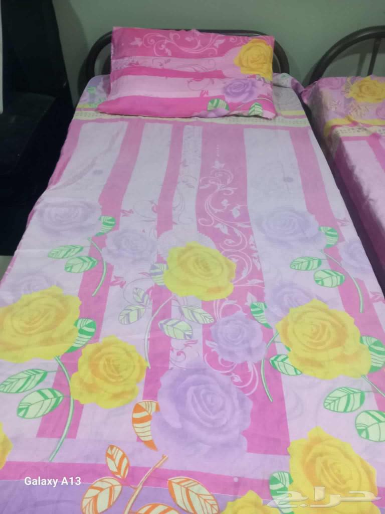 Items for sale: stove, washing machine, refrigerator, beds and TV receiver screen630197801180171125
