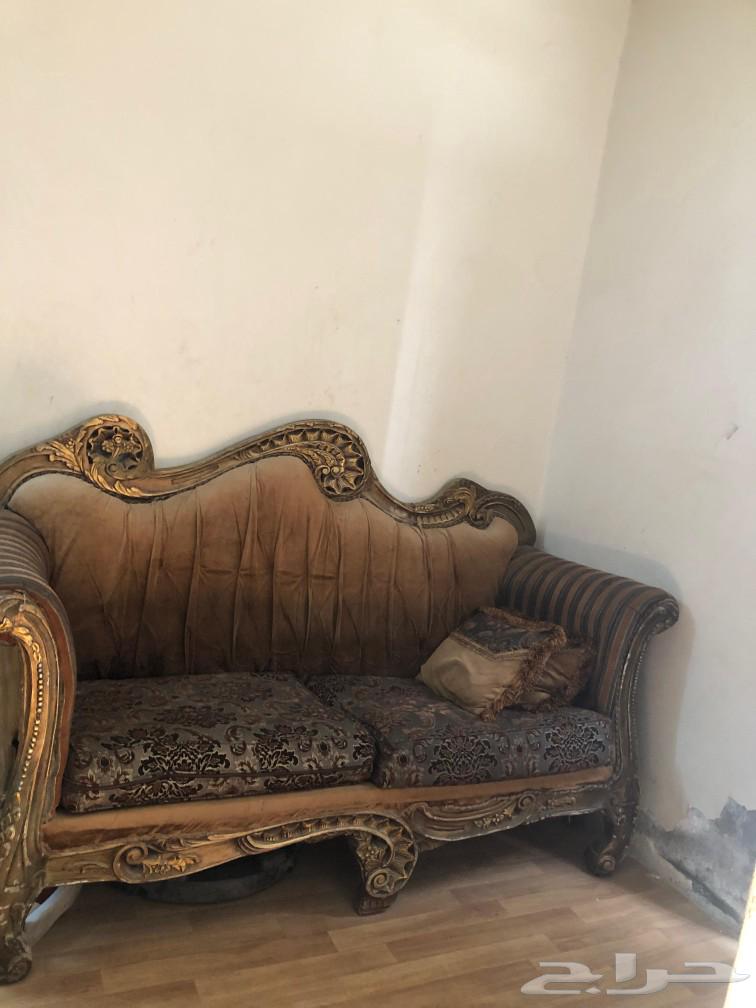 كنب وباب للبيع63016738585345111