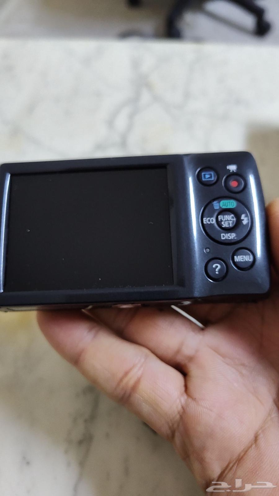 Almost new Canon camera, nothing wrong with it. The price is 400 SAR.63421081563137113