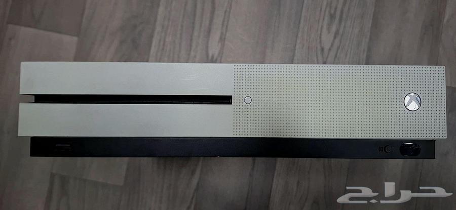 Xbox One S 1 TB (3 disks for free)63422127682305112