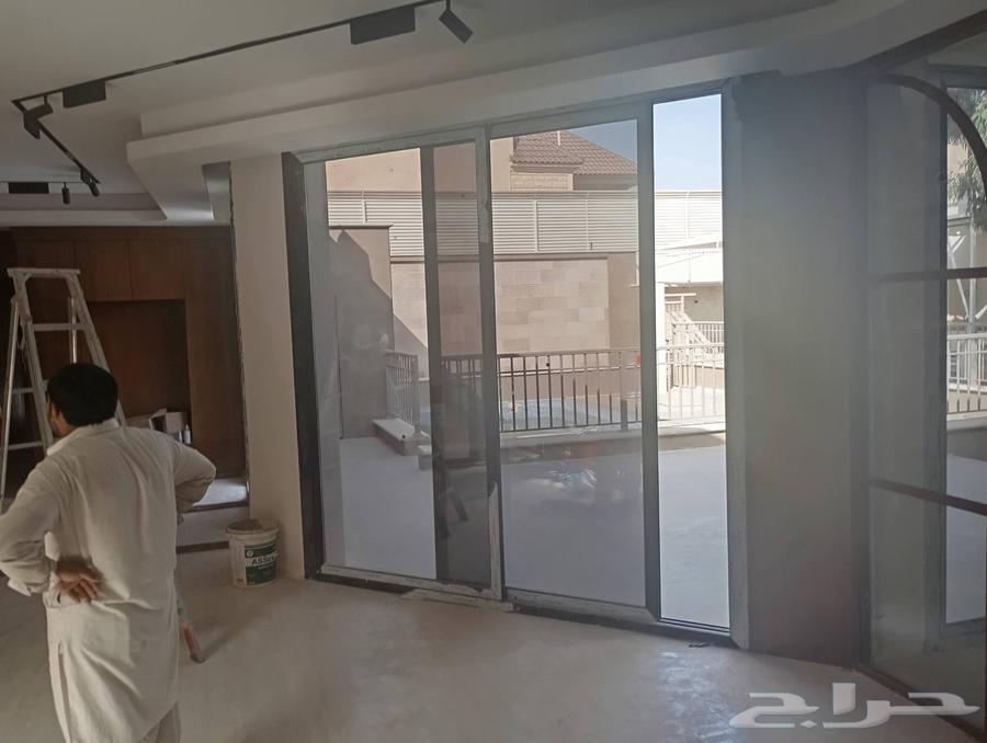 aluminum  glass63034449445634111