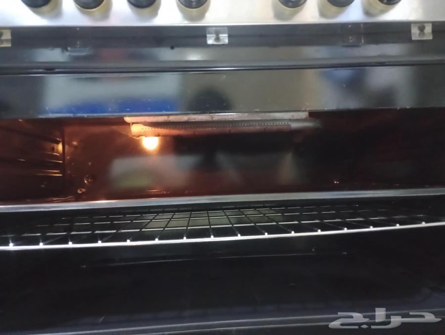 Used oven, very clean, Italian gas oven with 60-90 cm hood from Jeddah63612005662722114