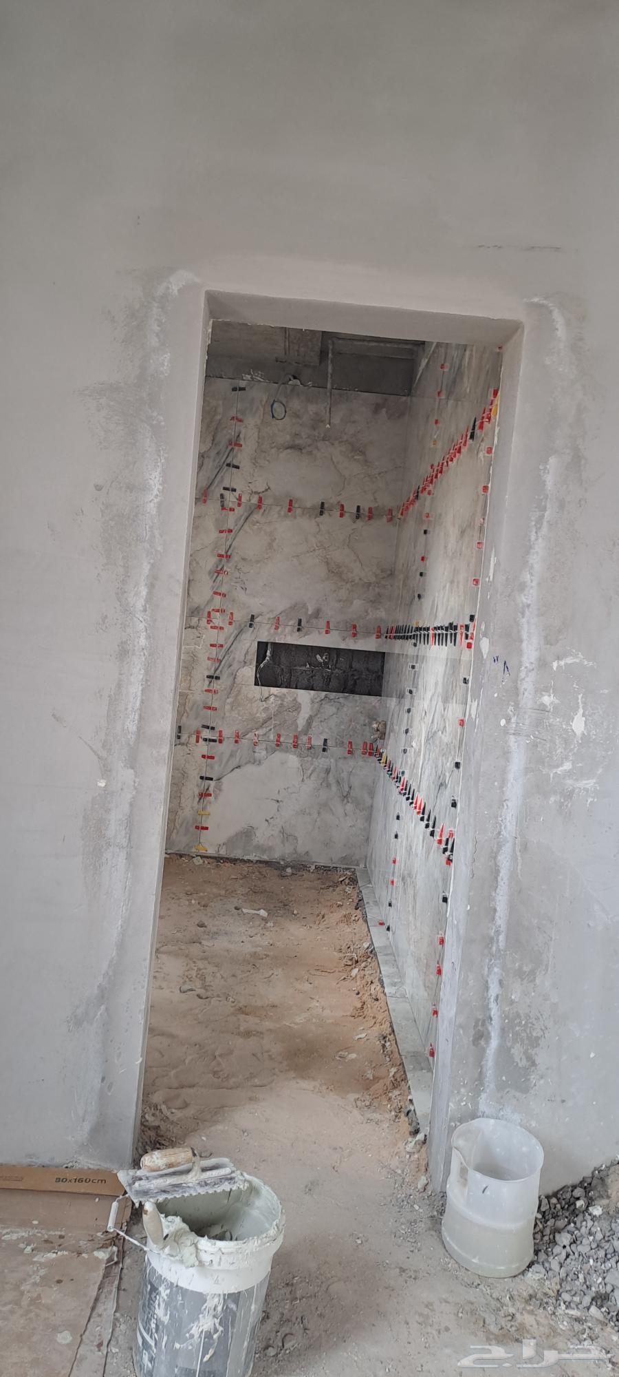 مبلط معلم بلاط سيراميك63033596832642112