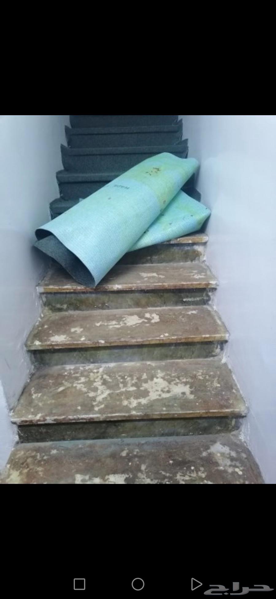 Home and office furniture and carpet installer teacher63032710308482112